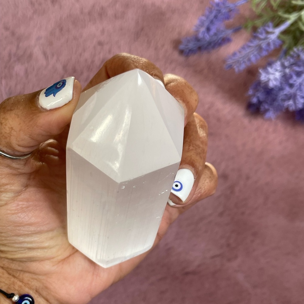 🤍Clear Quartz 🤍 - Picture 3 of 4